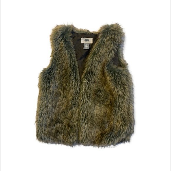 GAP Faux Sheepskin and Old Navy Faux Fur Vests - Girl’s Size 6/7 - Picture 4 of 6